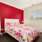 Rent 4 bedroom house in Cranbourne East