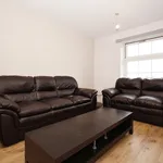 Rent 2 bedroom flat in Royal Leamington Spa