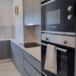 Rent 2 bedroom apartment of 100 m² in lisbon