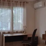 Rent 3 bedroom apartment of 80 m² in Кършияка