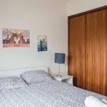 Rent 1 bedroom apartment of 60 m² in porto