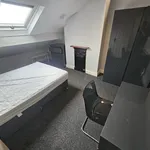 Rent 6 bedroom house in Leeds