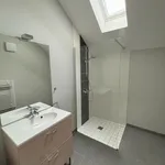 Maison de 101 m² avec 5 chambre(s) en location à Laval