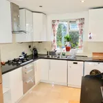 Rent 2 bedroom flat in London