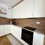 Rent 2 bedroom apartment of 45 m² in Warsaw