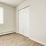 Appartement de 775 m² avec 2 chambre(s) en location à Edmonton