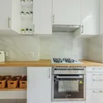 Appartement de 620 m² avec 2 chambre(s) en location à Paris