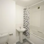 Rent 2 bedroom flat in East Midlands