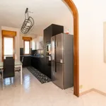 Rent 2 bedroom apartment in Turin