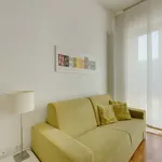 Rent 4 bedroom apartment of 50 m² in Milan