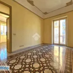 Rent 4 bedroom apartment of 110 m² in Palermo