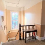 Rent 2 bedroom apartment of 861 m² in London