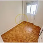 Rent 4 bedroom apartment of 147 m² in Lisbon