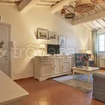 Rent 4 bedroom apartment of 74 m² in Lastra a Signa