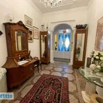 Rent 4 bedroom apartment of 100 m² in Genoa