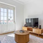 Rent 3 bedroom apartment of 88 m² in lisbon