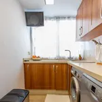 Rent a room of 100 m² in Valencia