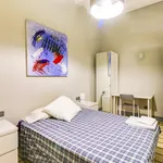 Rent 4 bedroom apartment in Barcelona