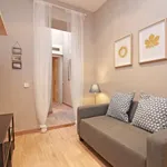 Rent 1 bedroom apartment of 30 m² in barcelona