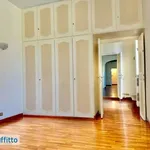 Rent 4 bedroom apartment of 200 m² in Rome