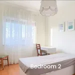 Rent 4 bedroom apartment in Lisbon