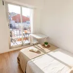 Rent a room of 85 m² in valencia