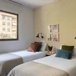 Rent a room of 26 m² in valencia