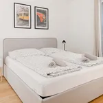 Rent 3 bedroom apartment of 45 m² in Wien