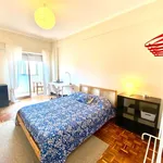 Rent a room in lisbon