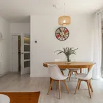 Alquilo 4 dormitorio apartamento de 145 m² en Madrid