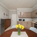 Rent 3 bedroom flat of 1001 m² in Bath