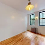 Rent 2 bedroom apartment in Manhattan