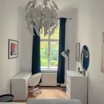 Rent a room of 100 m² in berlin