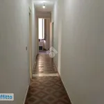 Affitto 4 camera appartamento di 140 m² in Catania