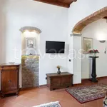 Rent 3 bedroom apartment of 70 m² in Firenze