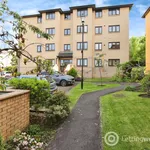 Rent 3 bedroom flat in Edinburgh