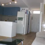 Alquilo 3 dormitorio casa de 85 m² en Girona']