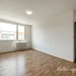 Pronajměte si 3 ložnic/e byt o rozloze 65 m² v Prague