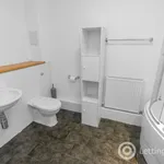 Rent 2 bedroom flat in Edinburgh