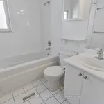 Rent 4 bedroom apartment of 219 m² in Toronto (University)