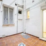 Rent 4 bedroom apartment of 55 m² in Madrid