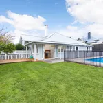 Rent 4 bedroom house in Albert-Eden