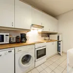 Rent 1 bedroom apartment of 72 m² in Paris