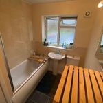 Rent 2 bedroom flat in West Midlands