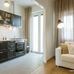 Rent 1 bedroom apartment of 44 m² in Florence