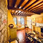 Rent 3 bedroom apartment of 89 m² in Florence