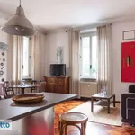 Affitto 2 camera casa di 82 m² in Milan