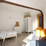 Rent 5 bedroom apartment in Valencia