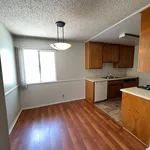 Rent 2 bedroom apartment of 92 m² in North Hollywood