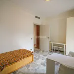 Rent 4 bedroom apartment of 100 m² in Milan